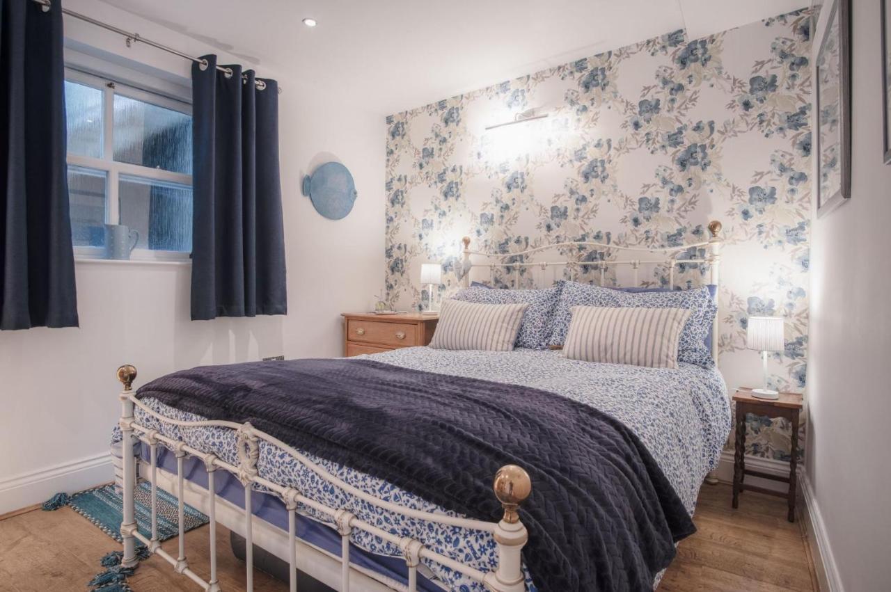 Goscar Court - 1 Bedroom Apartment - טנבי מראה חיצוני תמונה