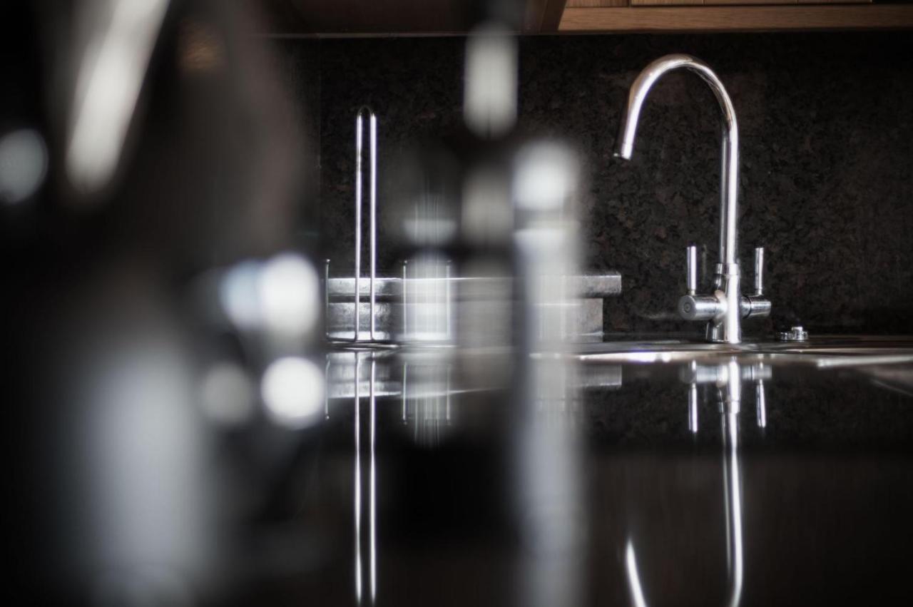 Goscar Court - 1 Bedroom Apartment - טנבי מראה חיצוני תמונה